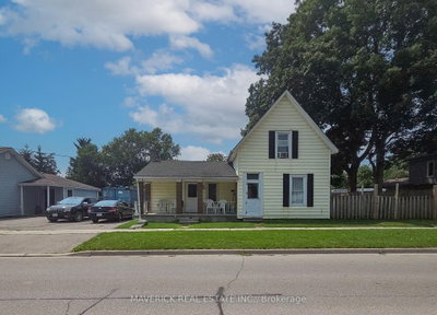 Detached House for sale at 133 Mutual Street, Ingersoll, Ontario, N5C 2A1 - North - MLS: X13676210