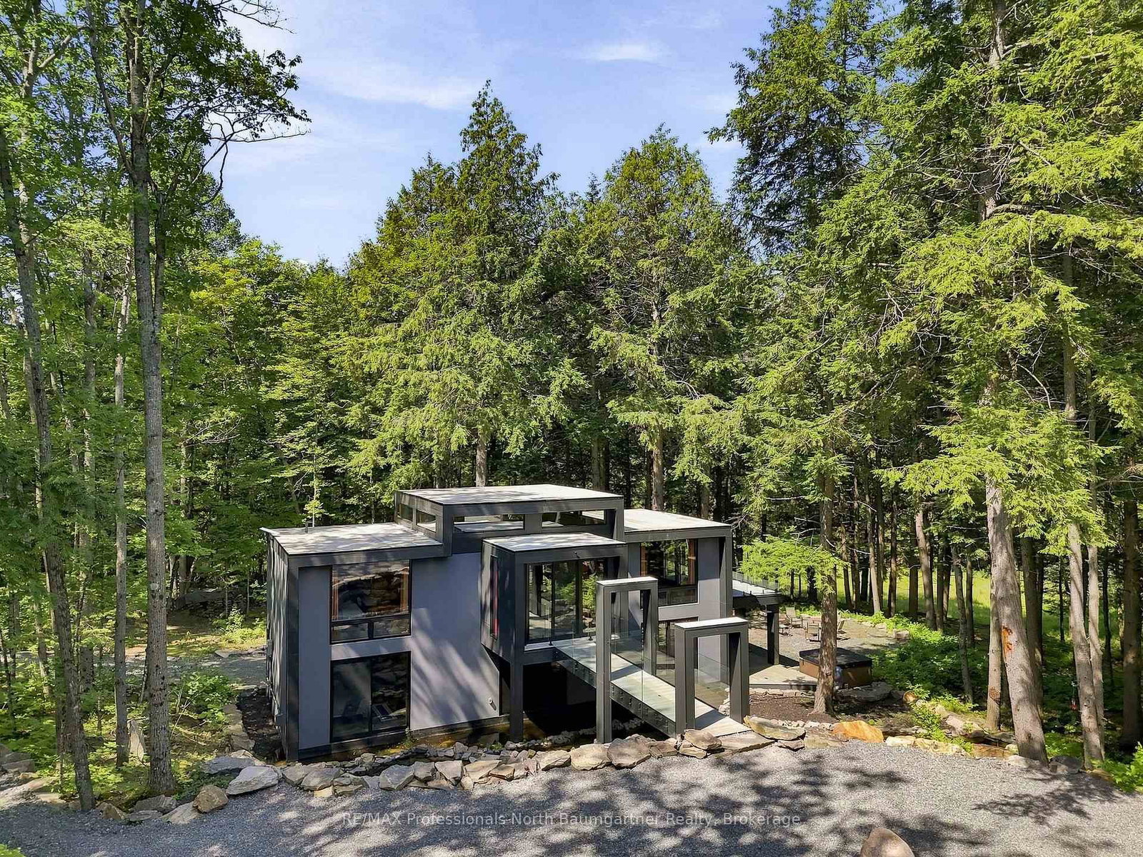 1433 Buckslide Road • Algonquin Highlands, ON photo 39