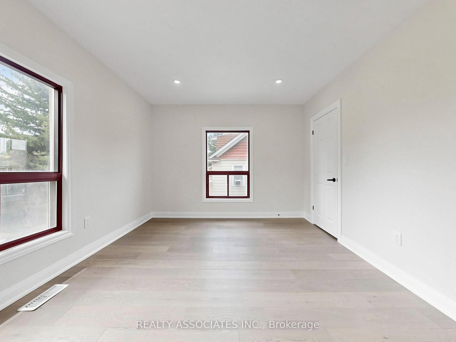 6058 Culp Street • Niagara Falls, ON photo 29