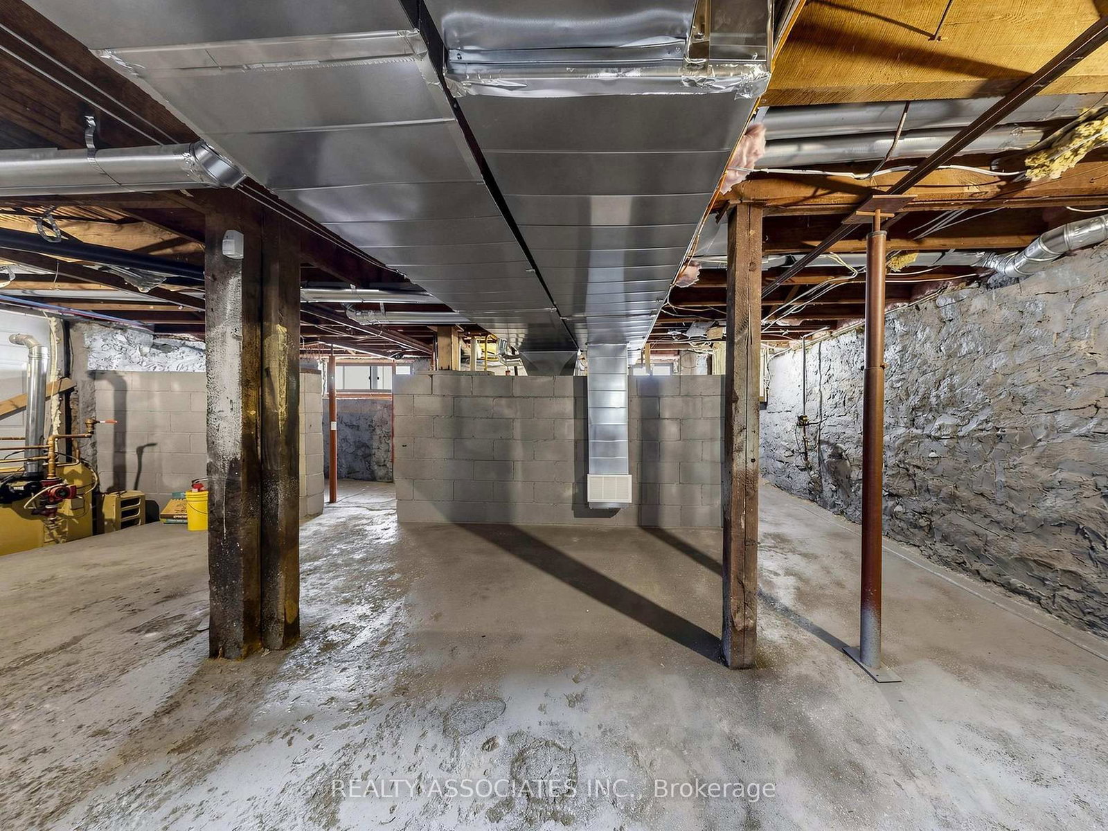 6058 Culp Street • Niagara Falls, ON photo 37