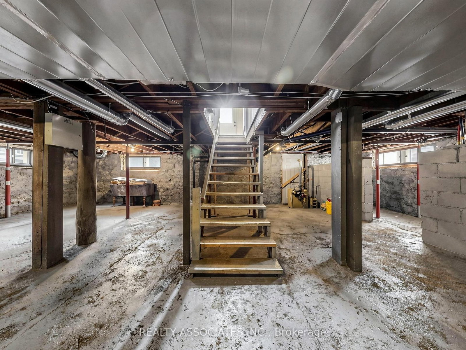 6058 Culp Street • Niagara Falls, ON photo 38