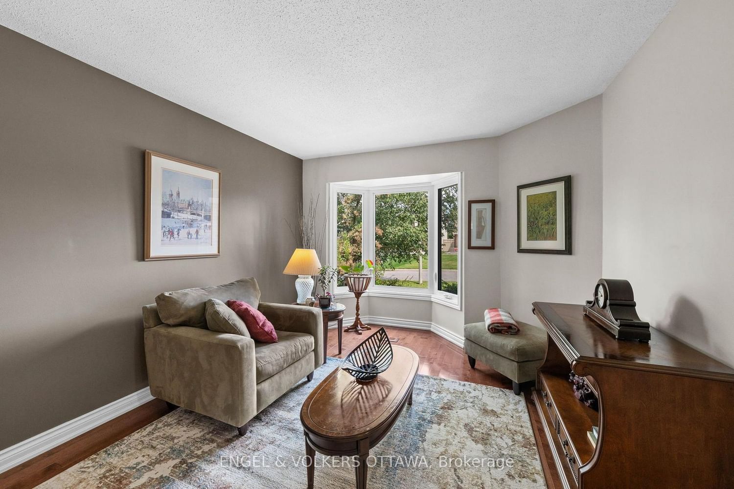 1602 Proulx Drive • Ottawa, ON photo 9
