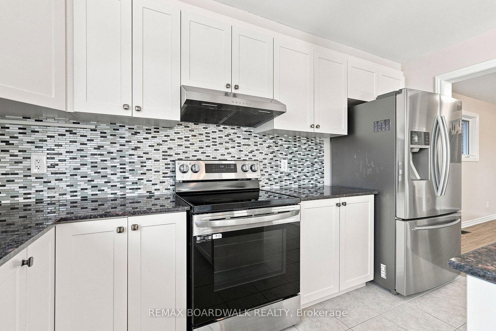 355 Sweetclover Way • Ottawa, ON photo 20