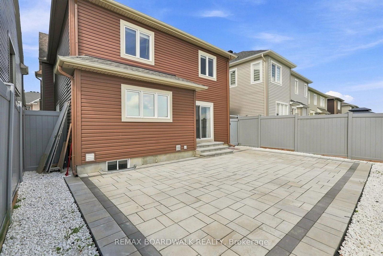 355 Sweetclover Way • Ottawa, ON photo 41