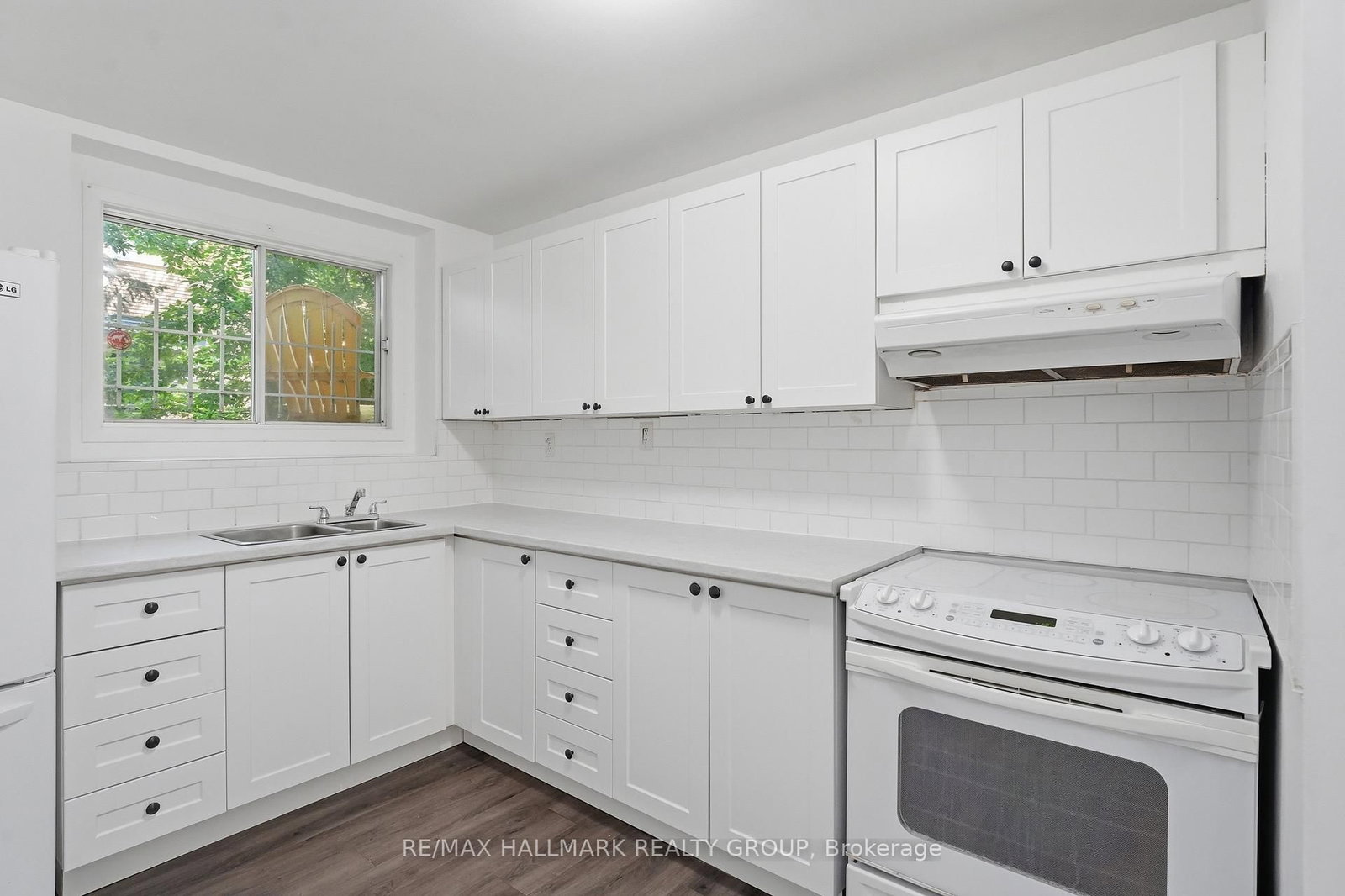195 Deschamps Avenue • Ottawa, ON photo 32
