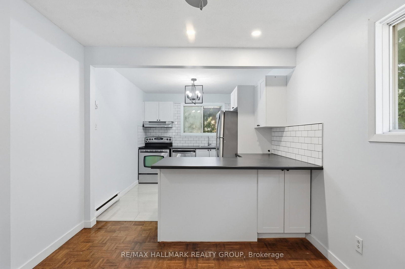 195 Deschamps Avenue • Ottawa, ON photo 5