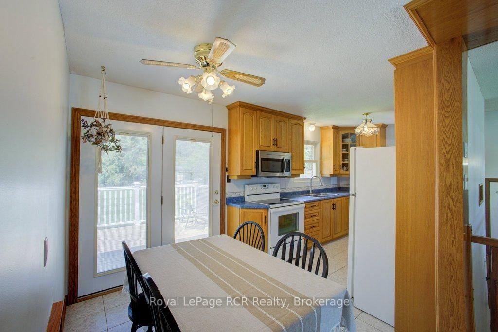 280 Domville Street • Wellington North, ON photo 12