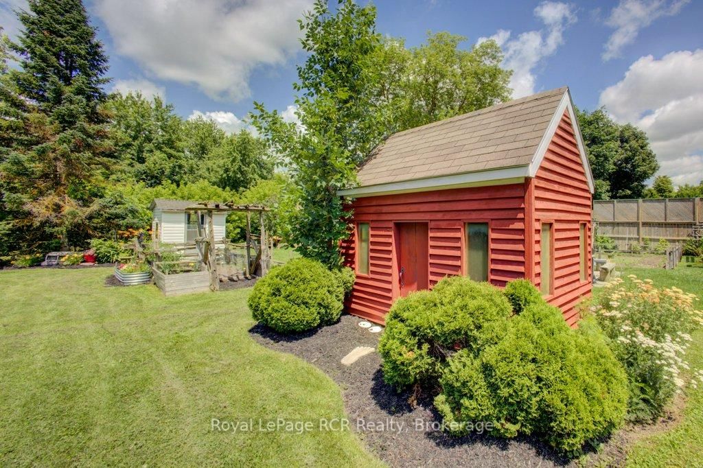 280 Domville Street • Wellington North, ON photo 36