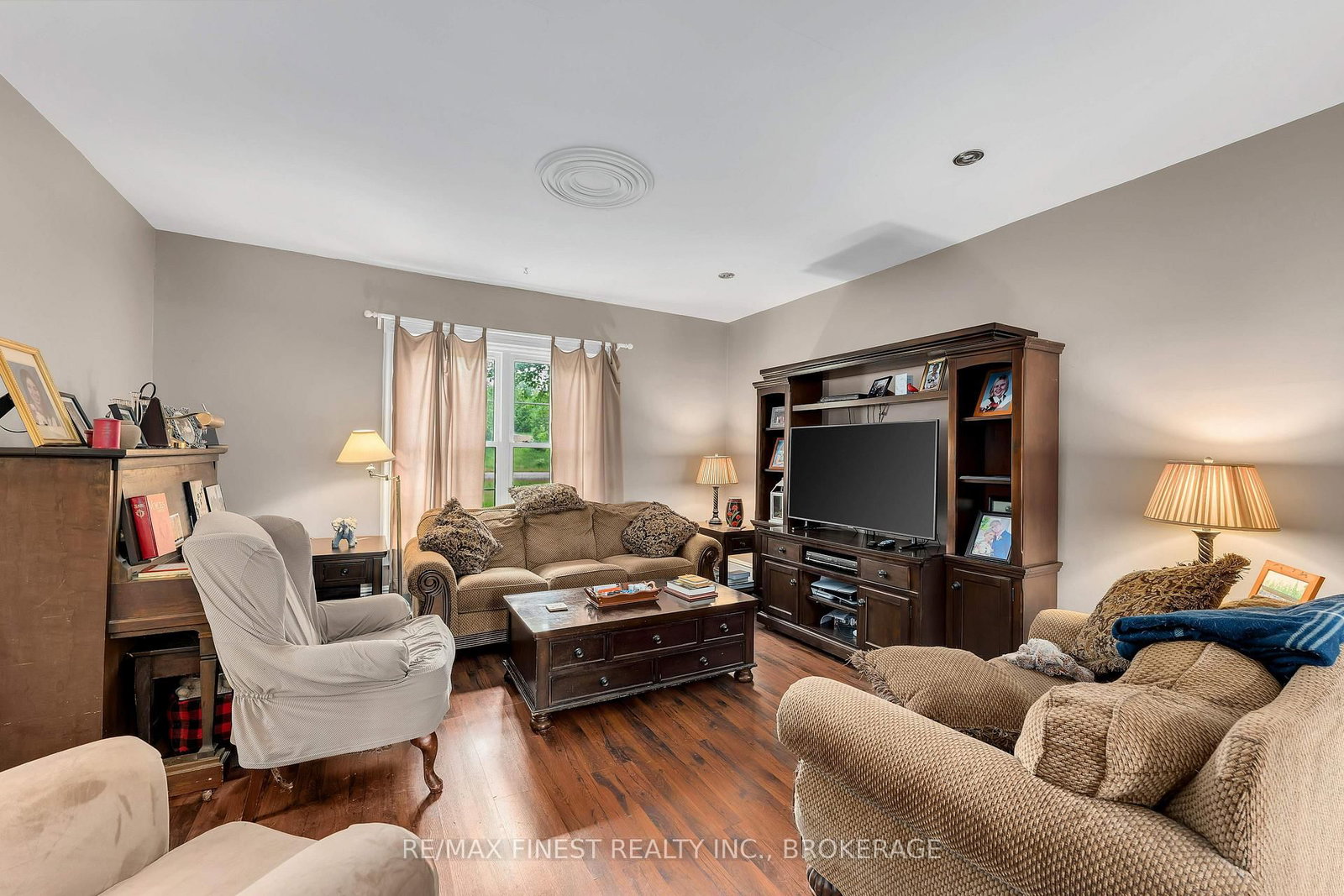 1011 Lennox and Addington County Rd 5 • Plantagenet, ON photo 12