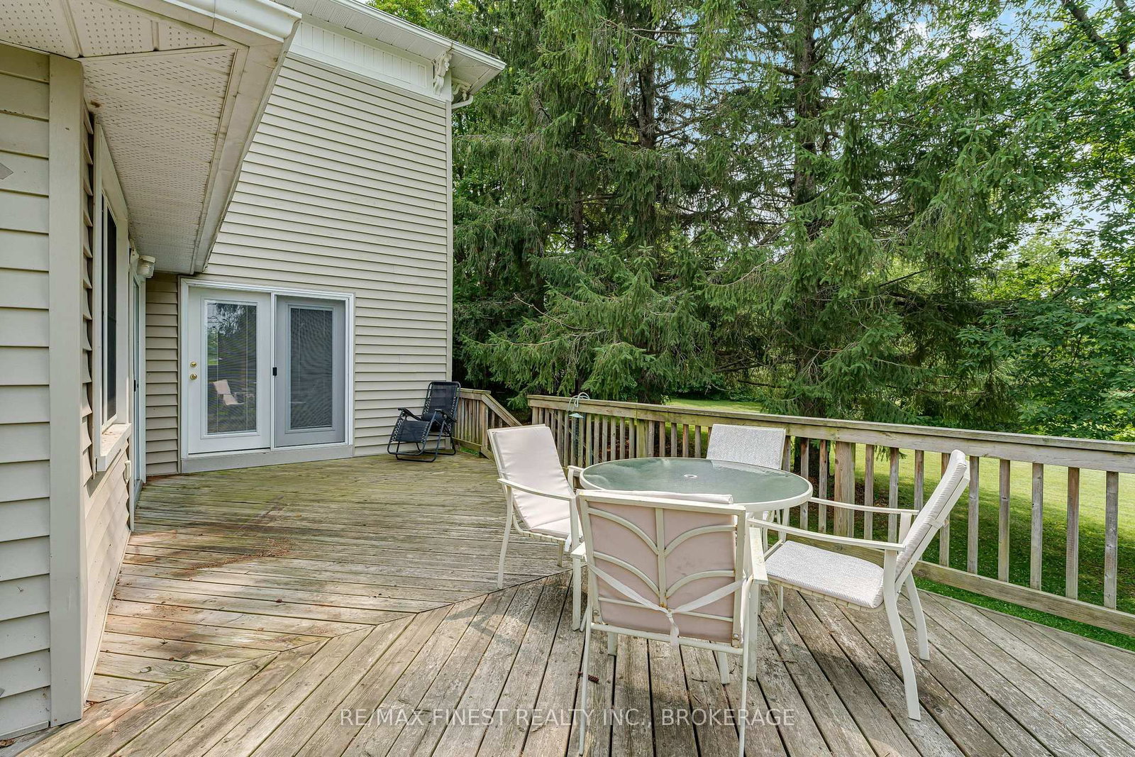 1011 Lennox and Addington County Rd 5 • Plantagenet, ON photo 31