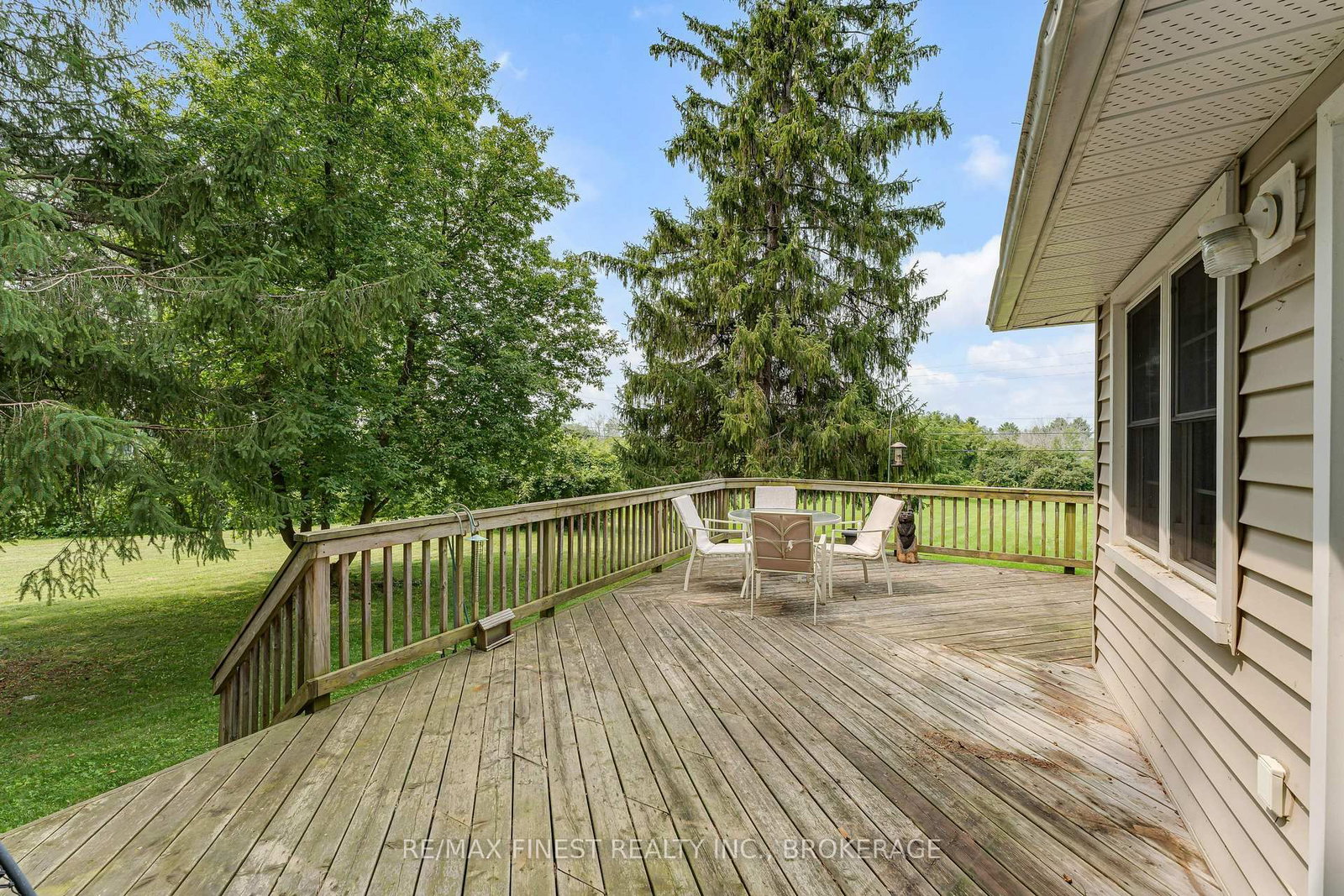 1011 Lennox and Addington County Rd 5 • Plantagenet, ON photo 33