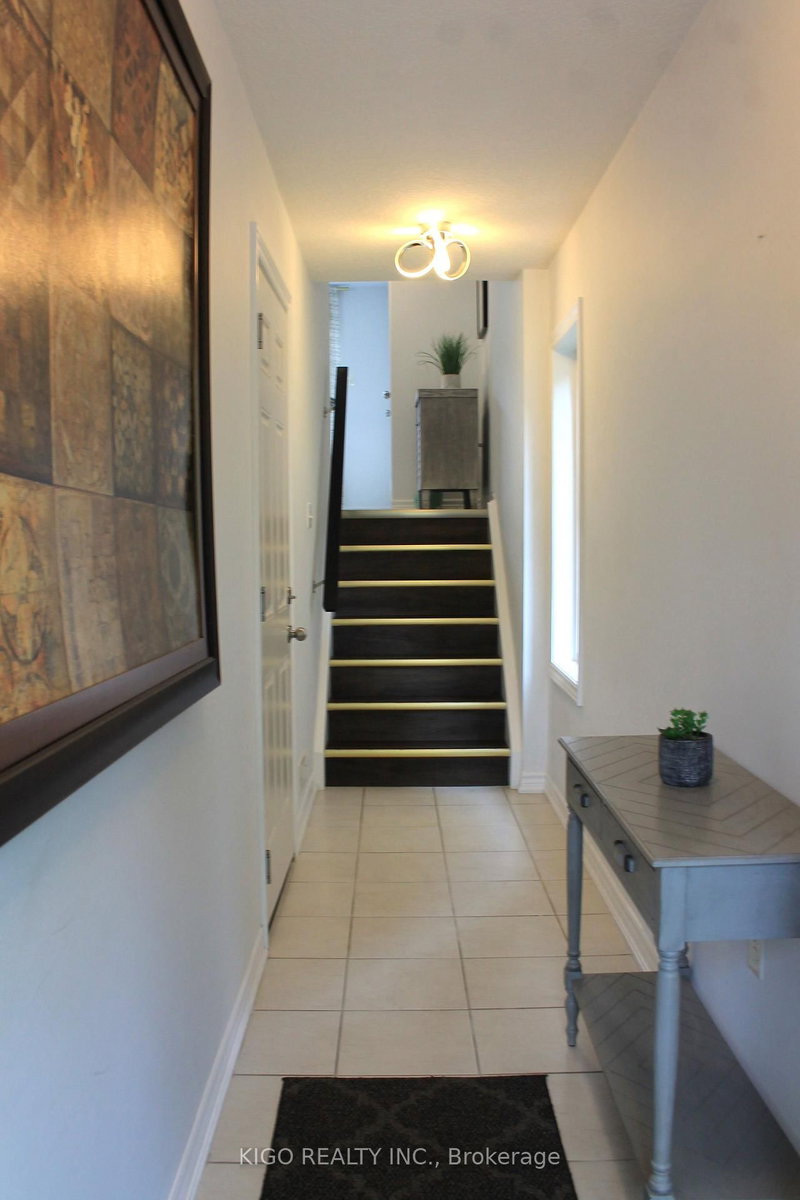 21 - 12 Poplar Drive