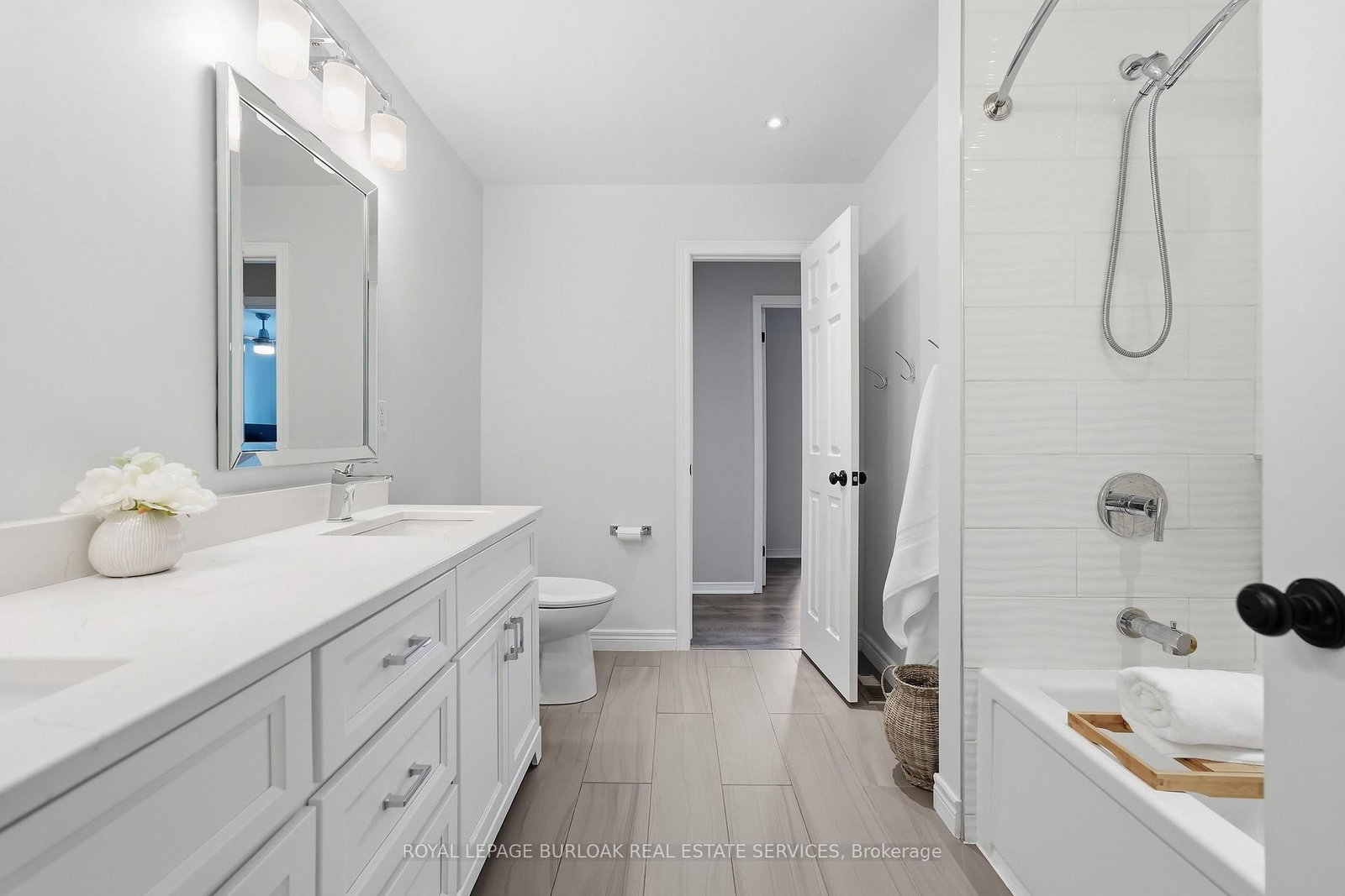 27 Bronte Court • Hamilton, ON photo 17