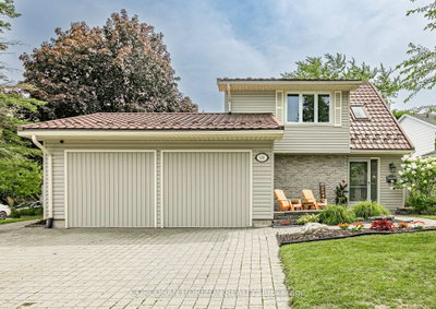 281 Blackacres Boulevard • London North, ON photo 2