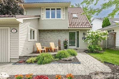 281 Blackacres Boulevard • London North, ON photo 3