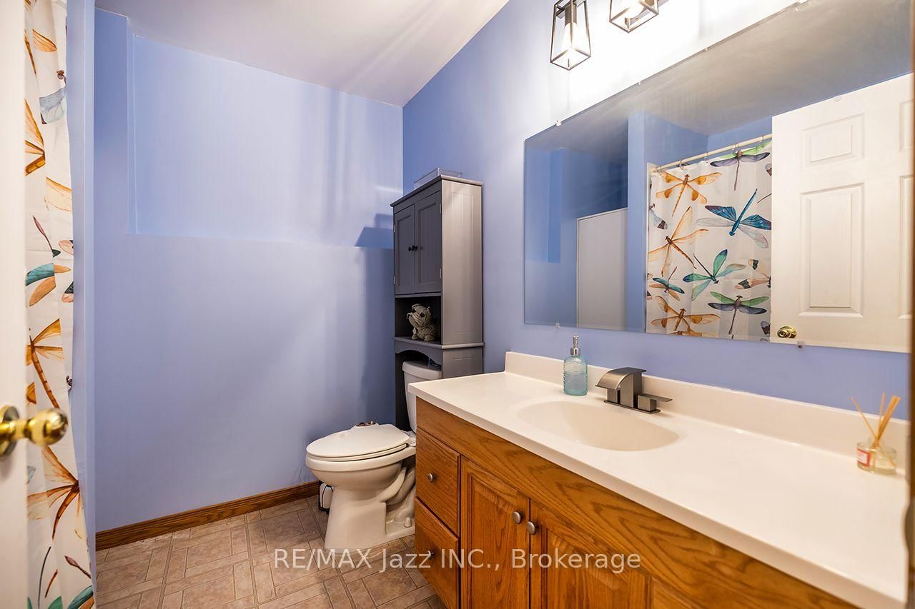 24 Glenn Drive • Quinte West, ON photo 18