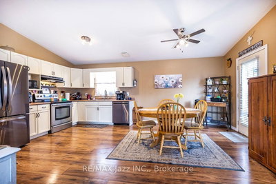 24 Glenn Drive • Quinte West, ON photo 6