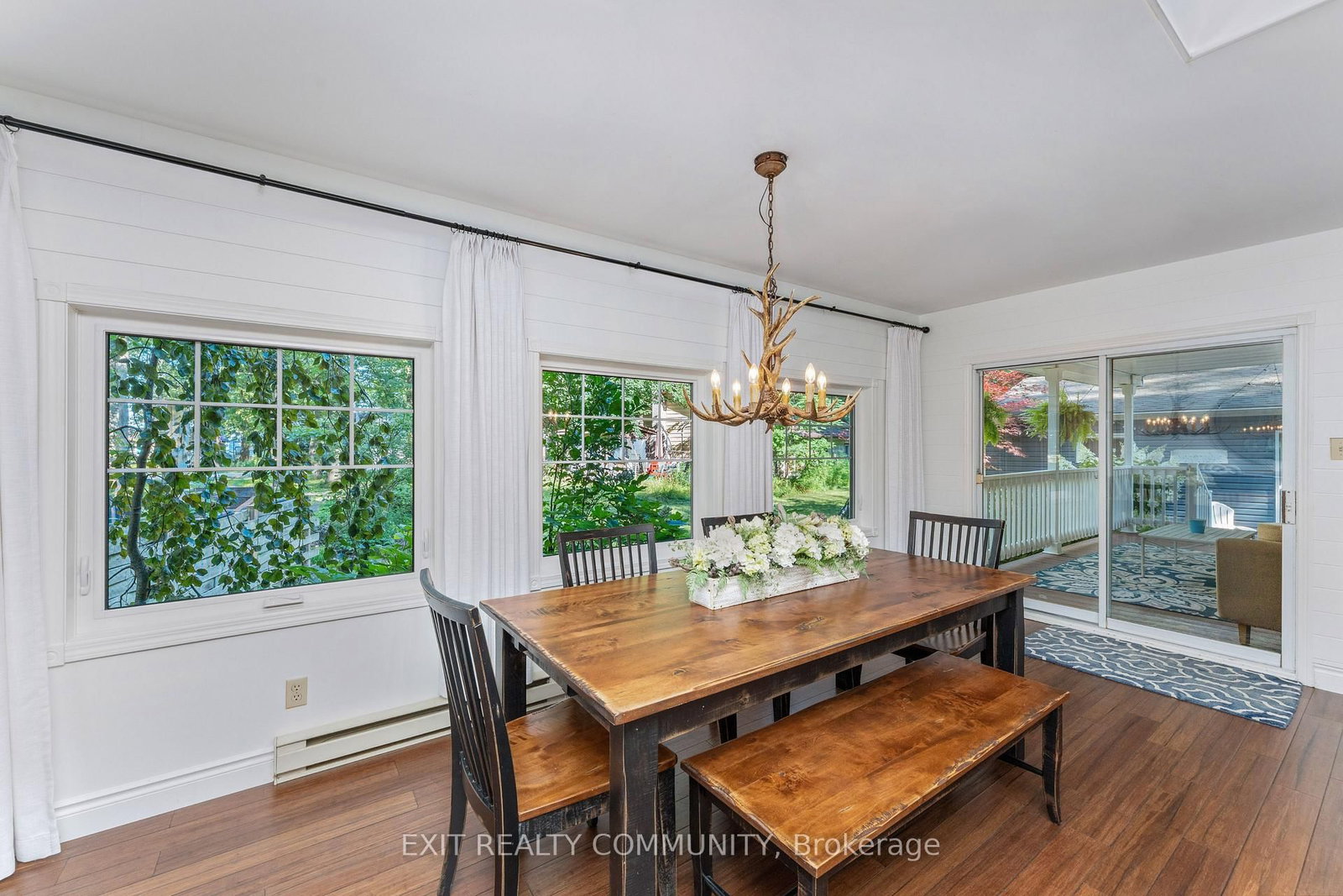 9871 phoebe Lane N • Lambton Shores, ON photo 13