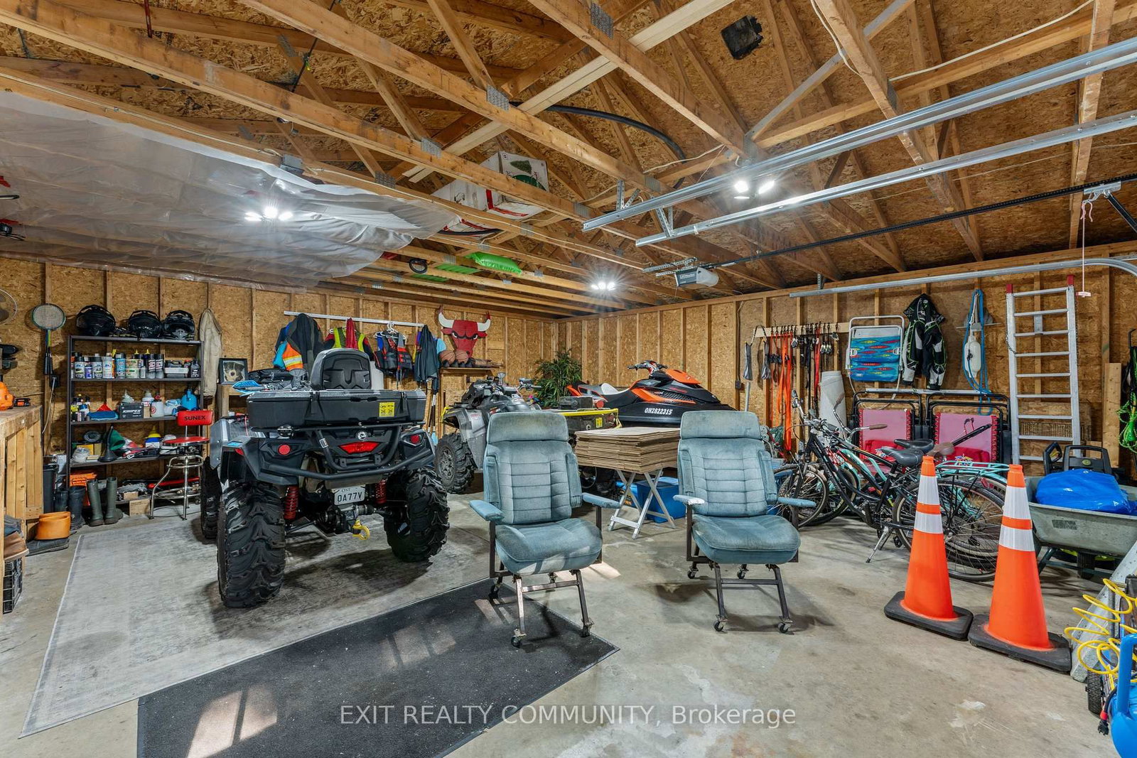 9871 phoebe Lane N • Lambton Shores, ON photo 27