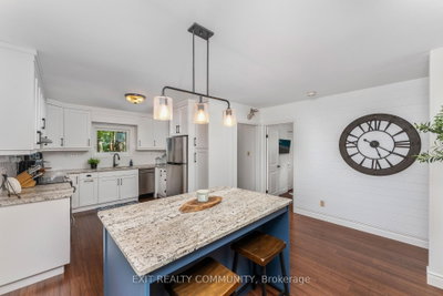 9871 phoebe Lane N • Lambton Shores, ON photo 7