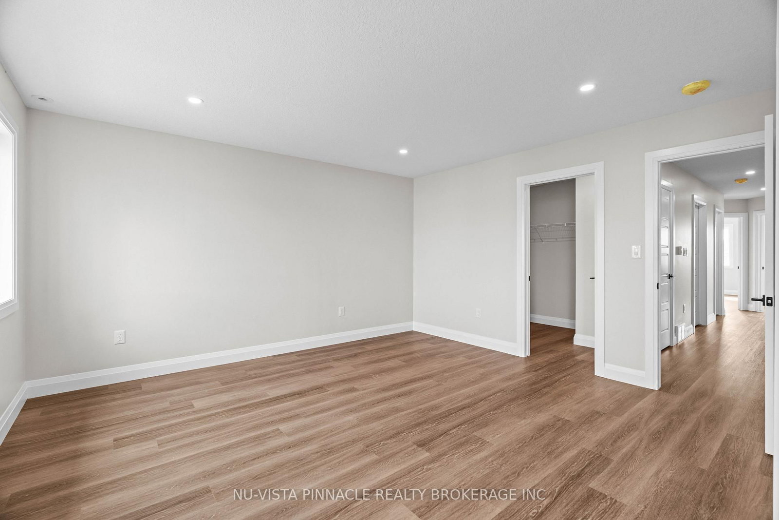 75 Doune Street • Strathroy-Caradoc, ON photo 12