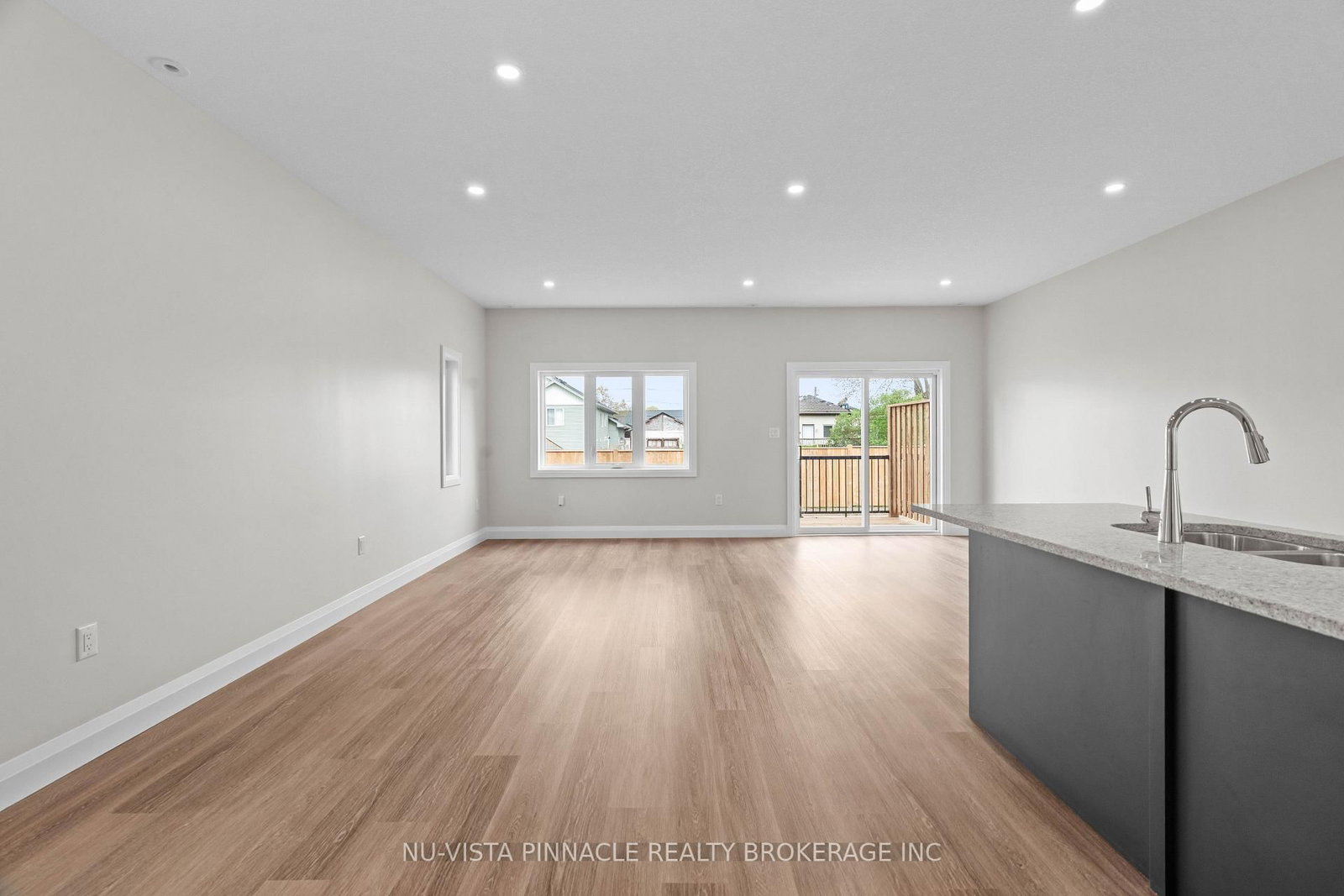 75 Doune Street • Strathroy-Caradoc, ON photo 15