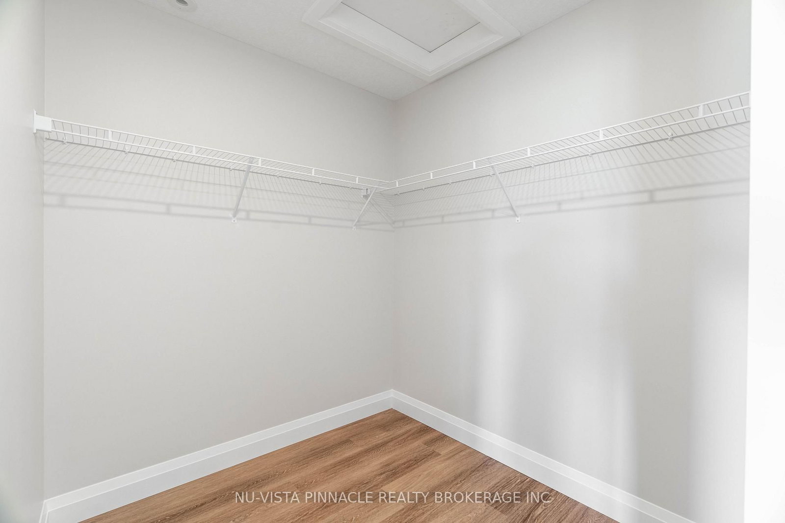 75 Doune Street • Strathroy-Caradoc, ON photo 24