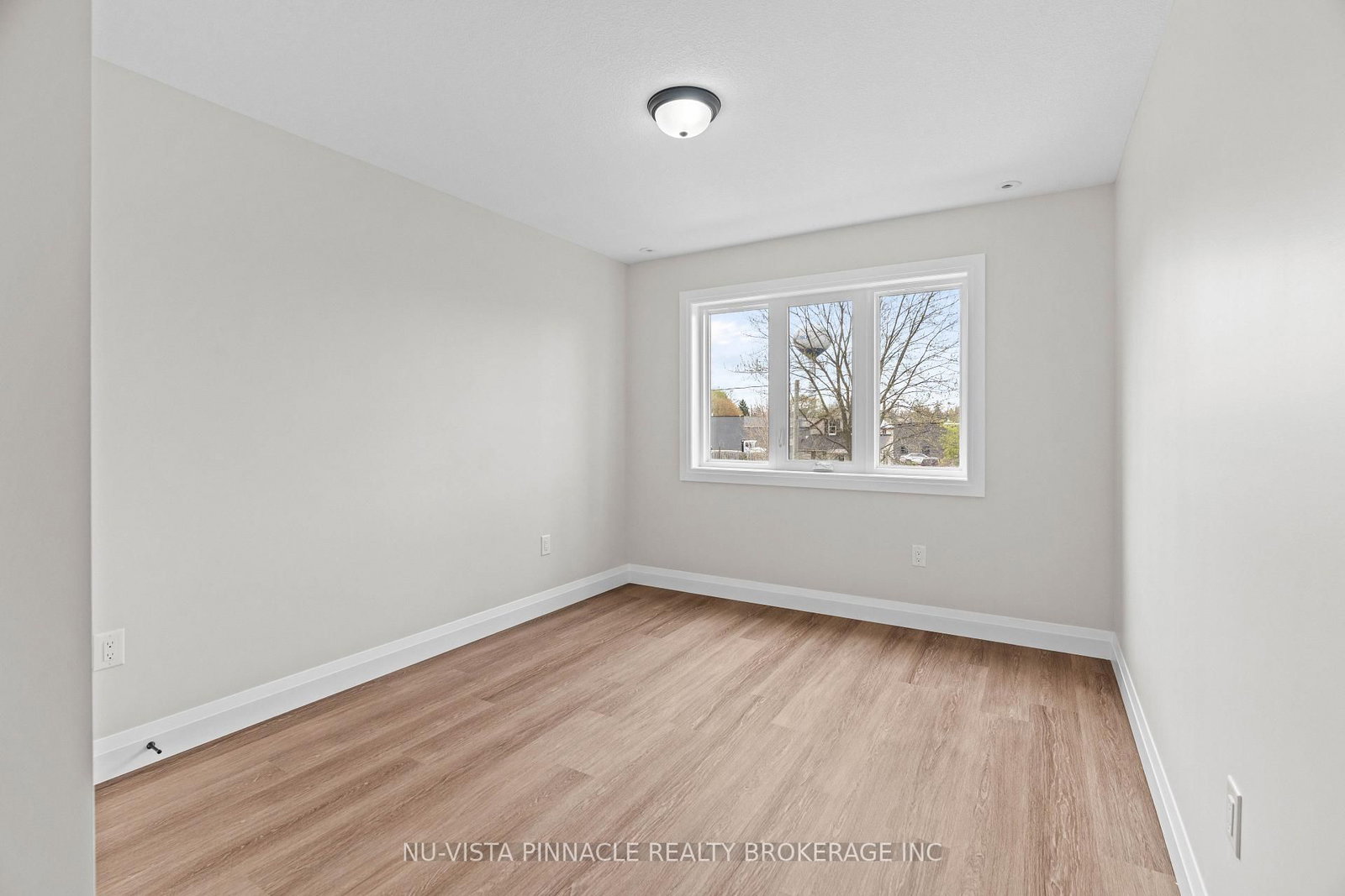 75 Doune Street • Strathroy-Caradoc, ON photo 30