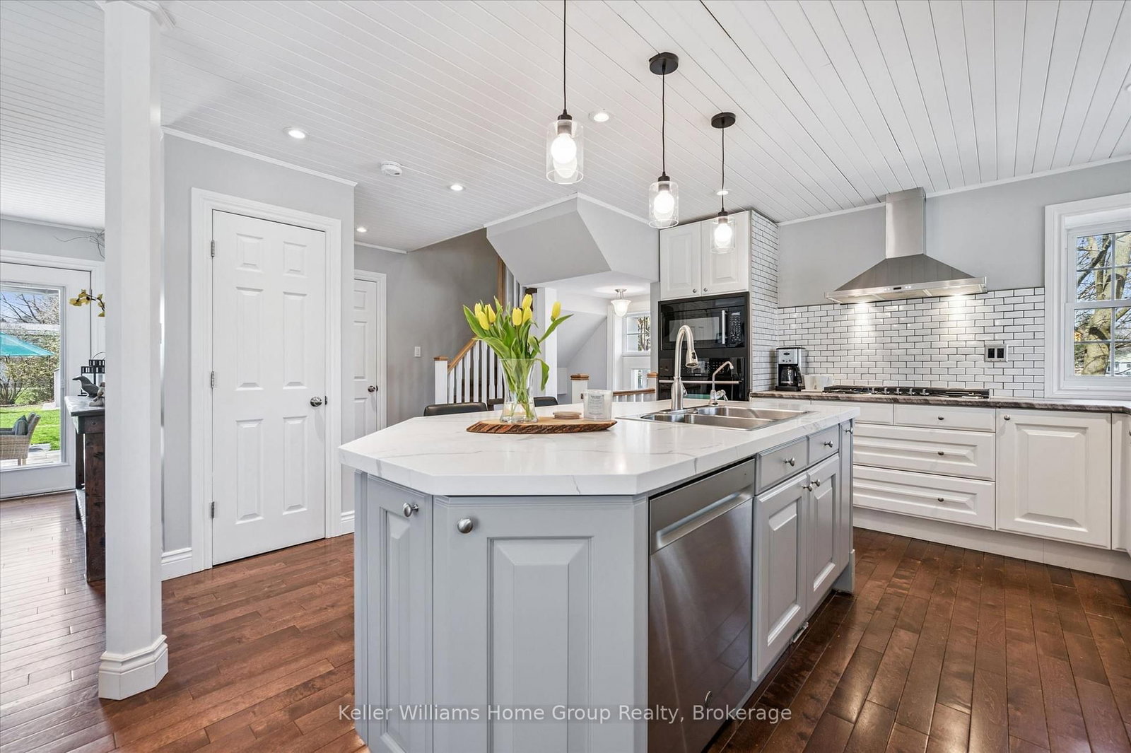 3 Dundas Street W • Erin, ON photo 10