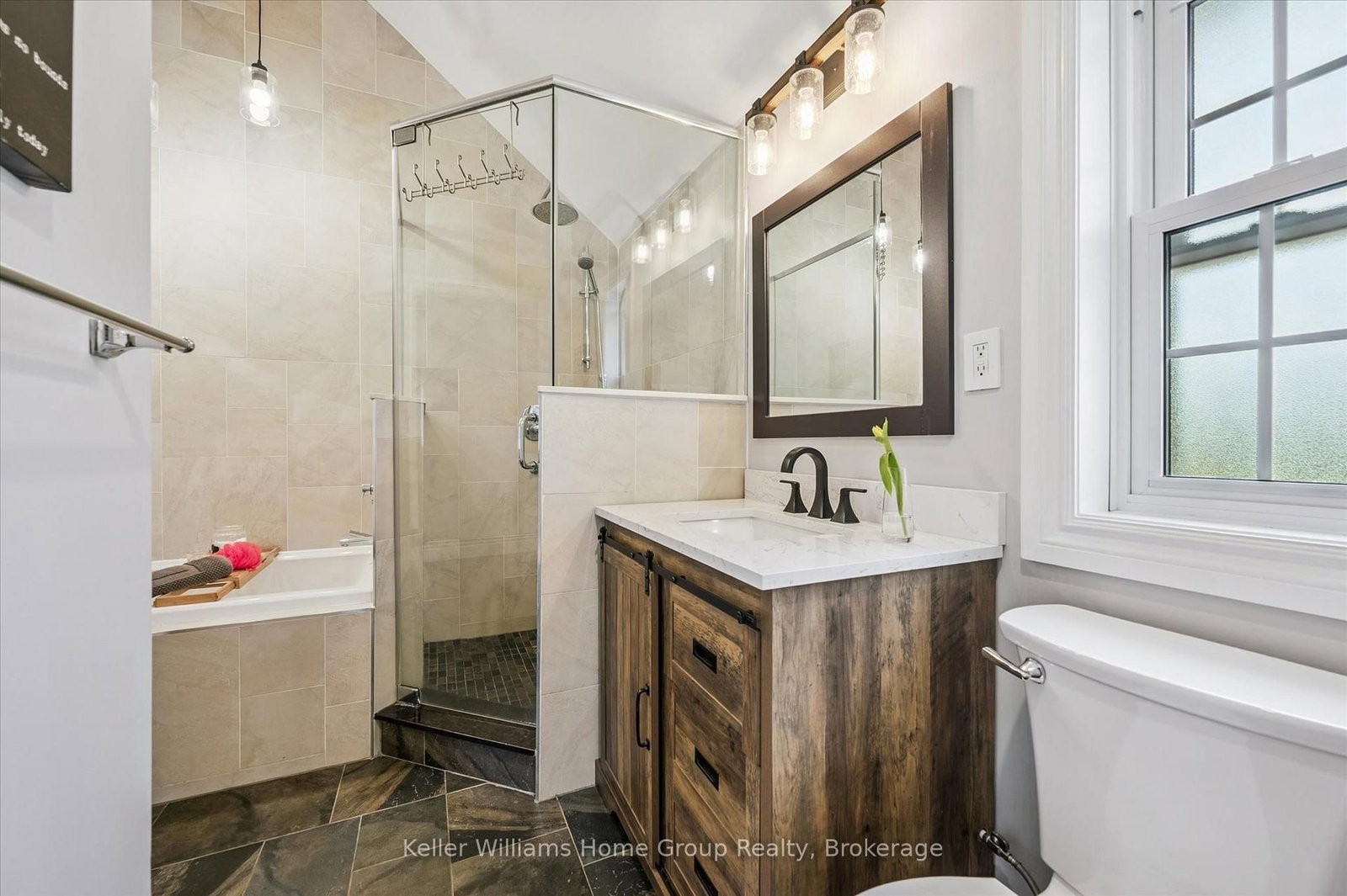 3 Dundas Street W • Erin, ON photo 26