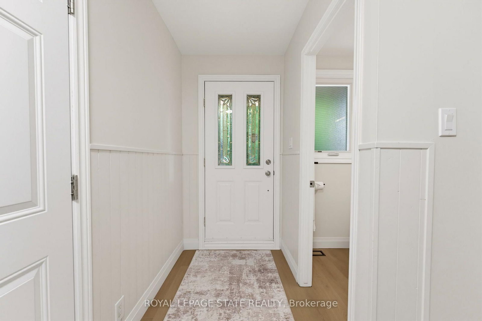 32 Silvervine Drive • Hamilton, ON photo 3