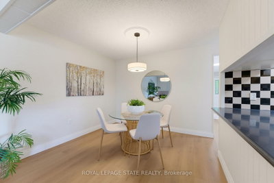 32 Silvervine Drive • Hamilton, ON photo 6