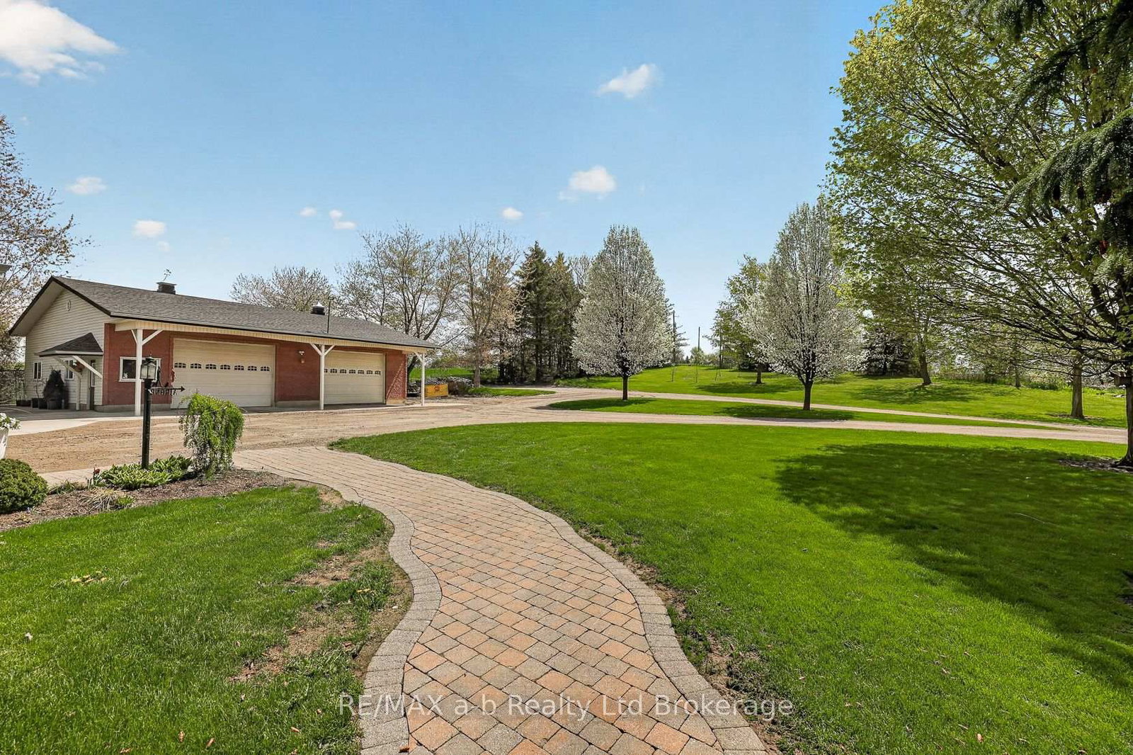 403745 Union Road • Ingersoll, ON photo 44