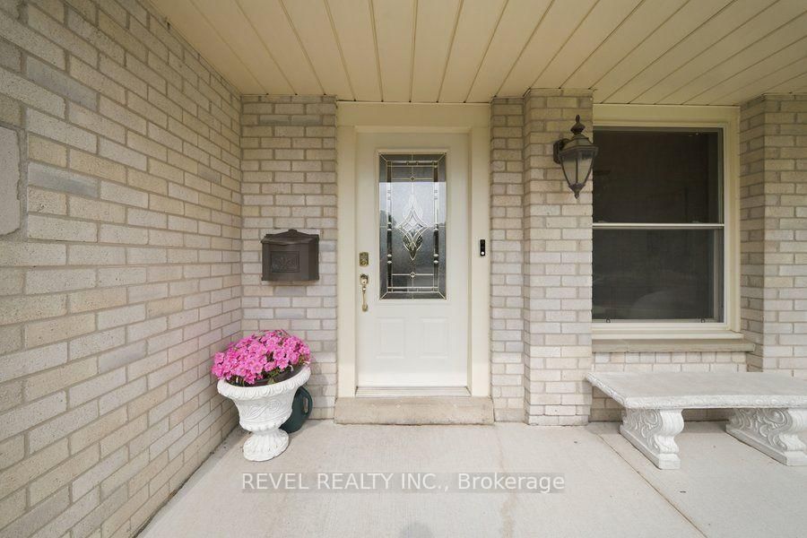 119 Brantwood Park Road • Brantford, ON photo 6
