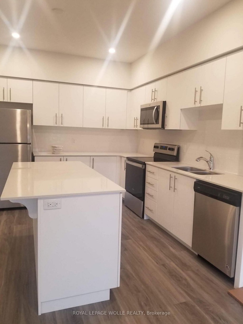 33 - 110 Fergus Avenue 3