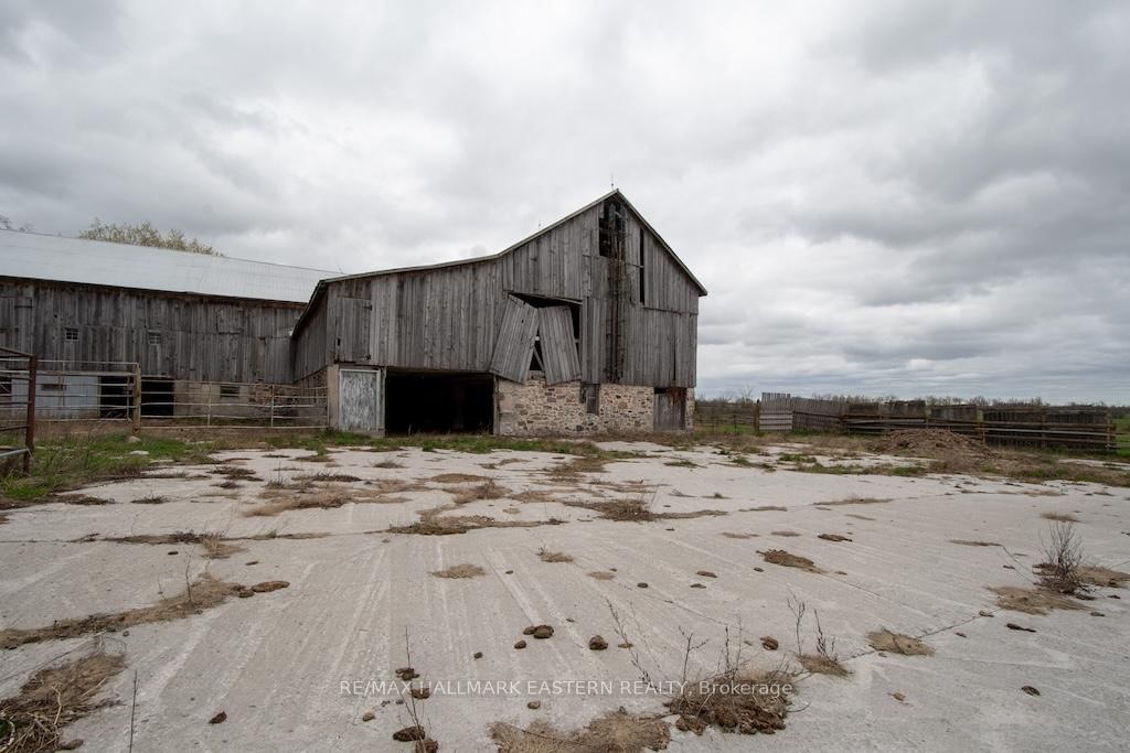 1444 5th Line • Selwyn, ON photo 4