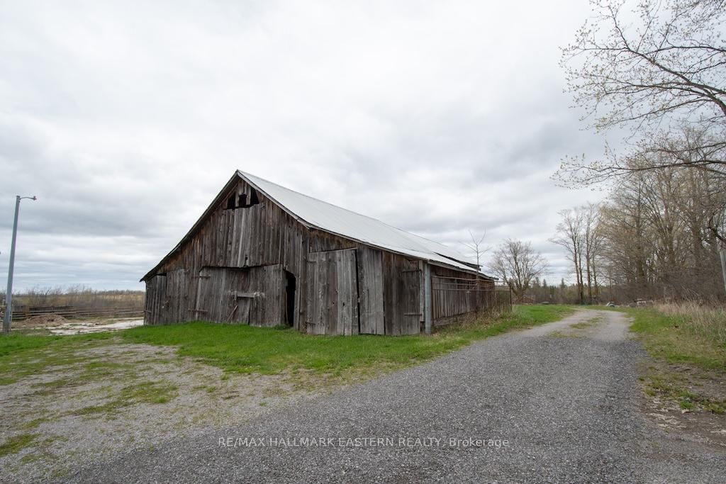 1444 5th Line • Selwyn, ON photo 44