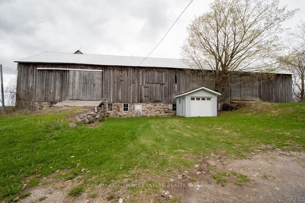 1444 5th Line • Selwyn, ON photo 5