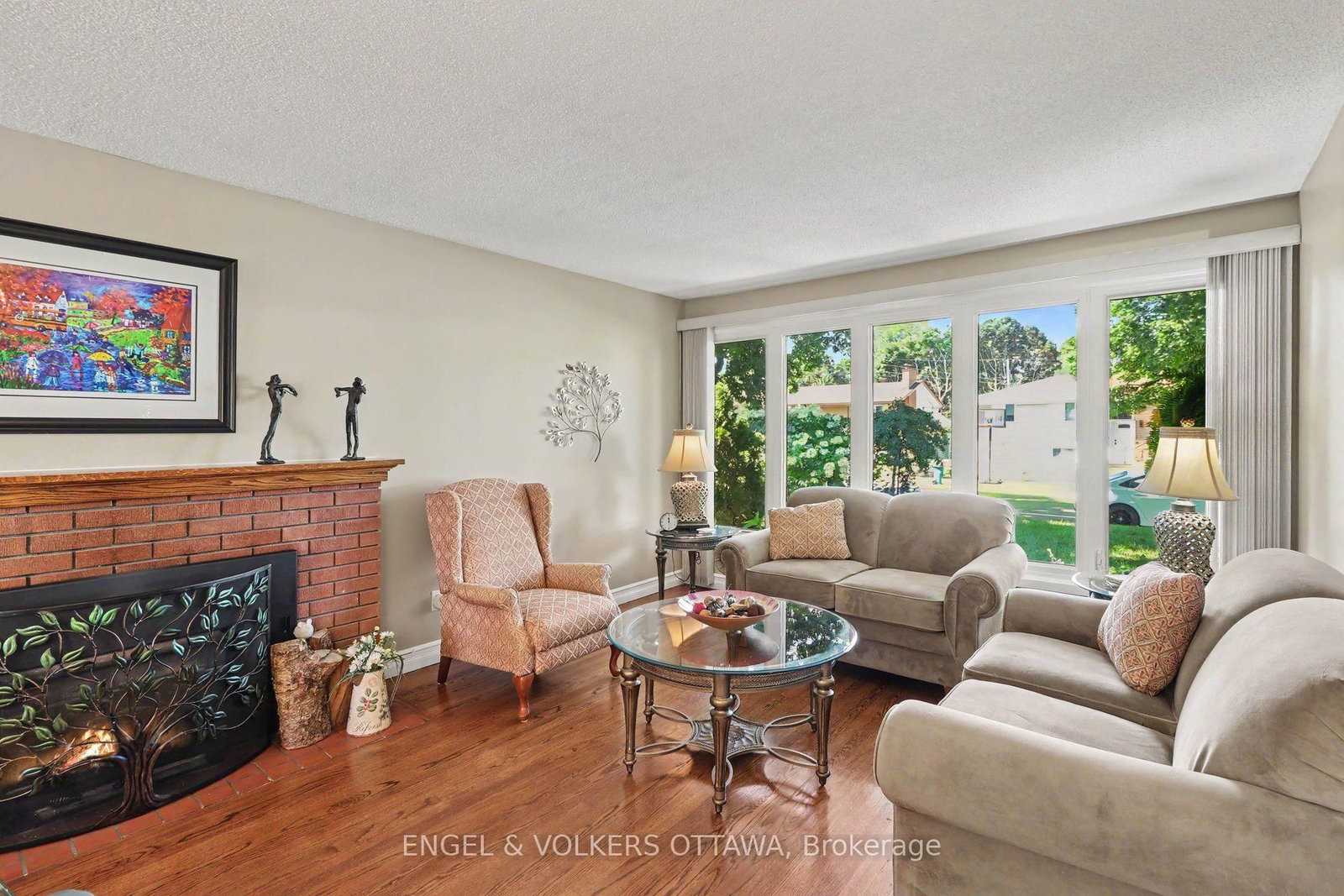 2715 Colman Street • Ottawa, ON photo 11