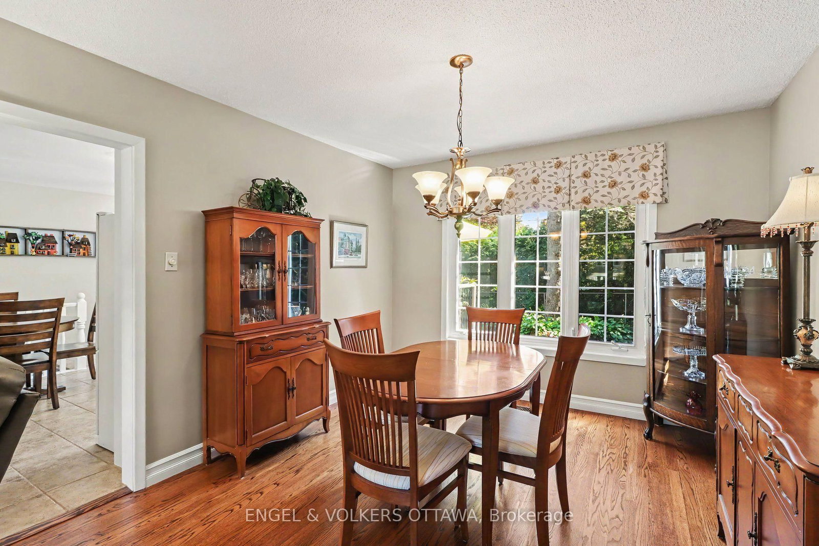 2715 Colman Street • Ottawa, ON photo 12