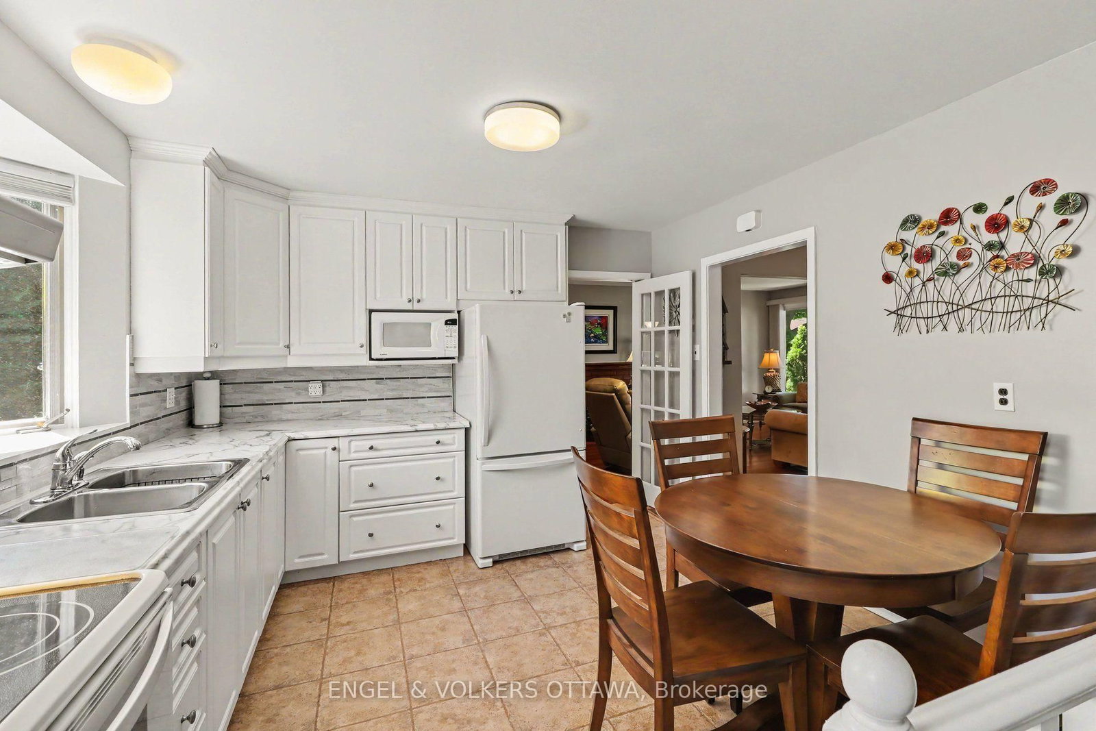 2715 Colman Street • Ottawa, ON photo 14