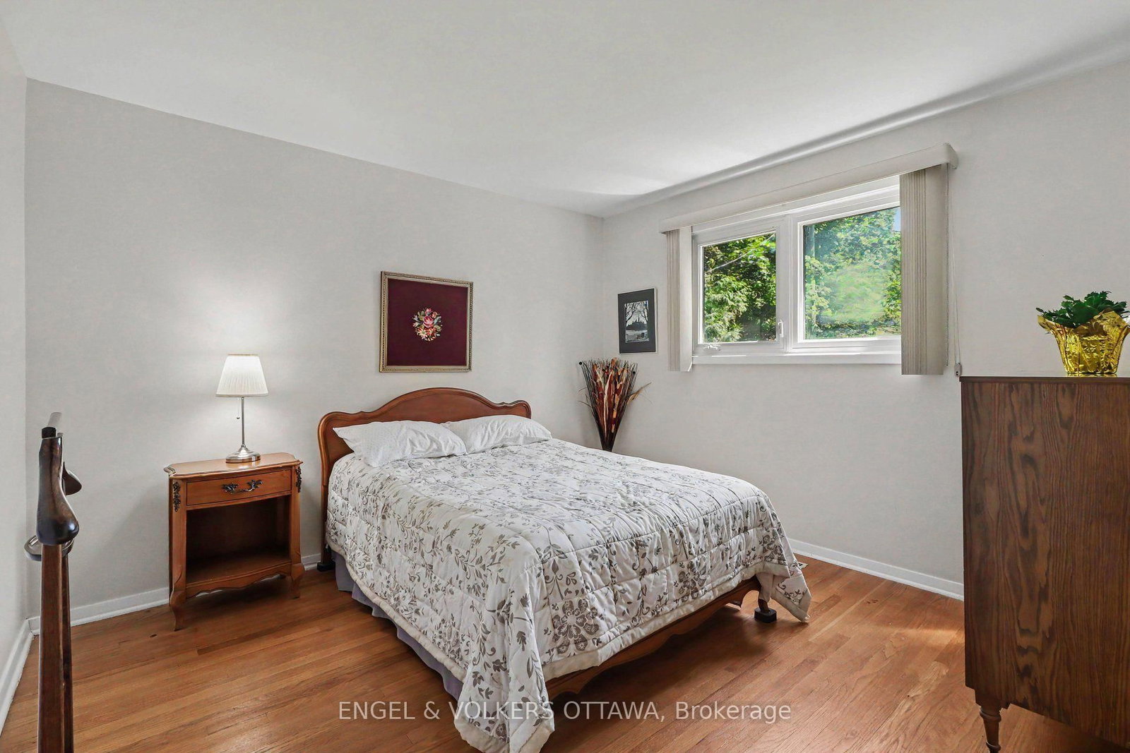 2715 Colman Street • Ottawa, ON photo 18