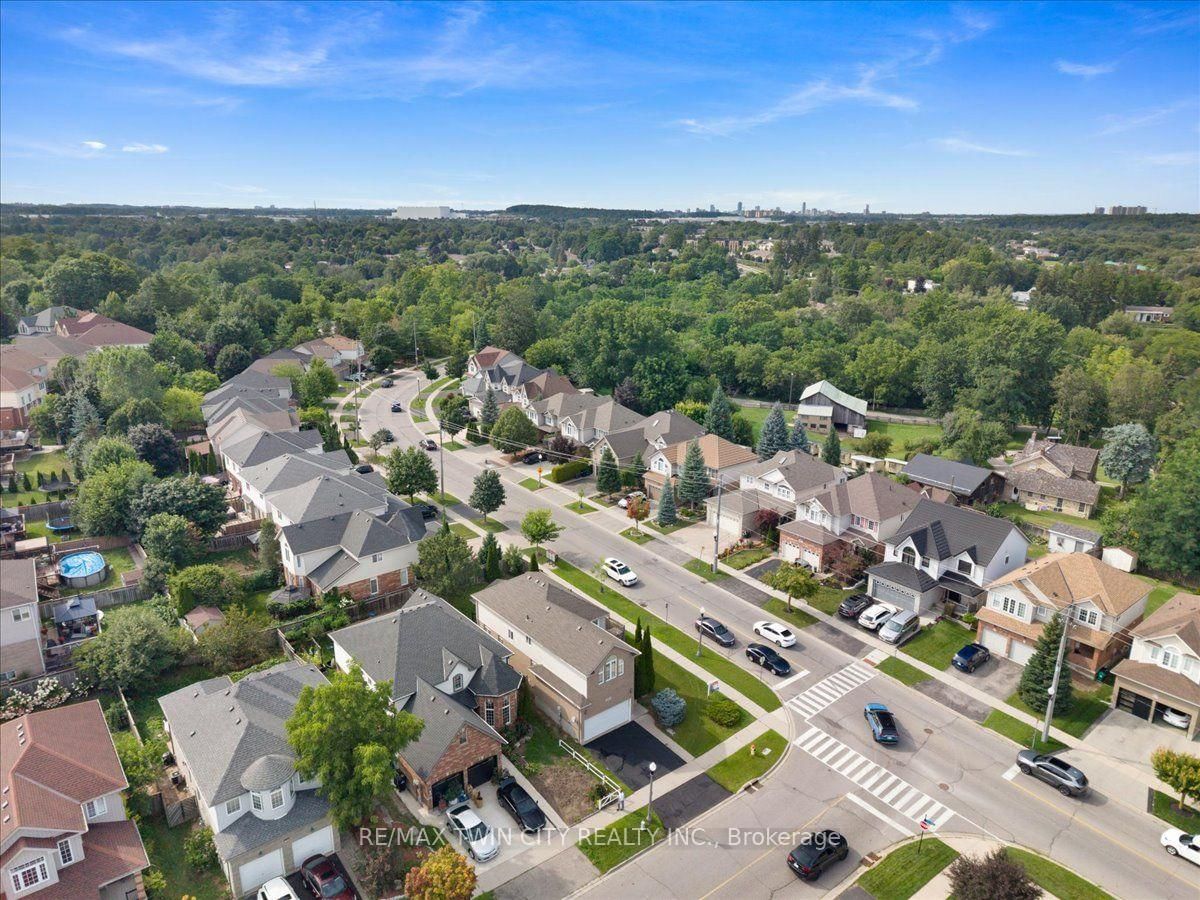 3 Apple Ridge Drive • Kitchener, ON photo 46