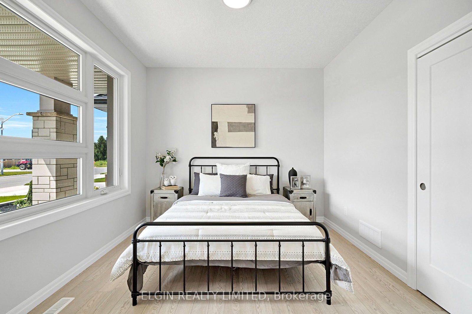 6 Finch Street • Tillsonburg, ON photo 6