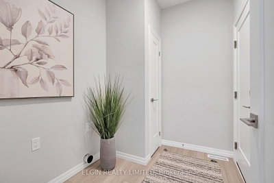 6 Finch Street • Tillsonburg, ON photo 9