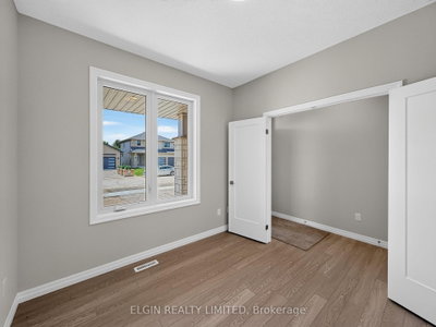 8 Finch Street • Tillsonburg, ON photo 6