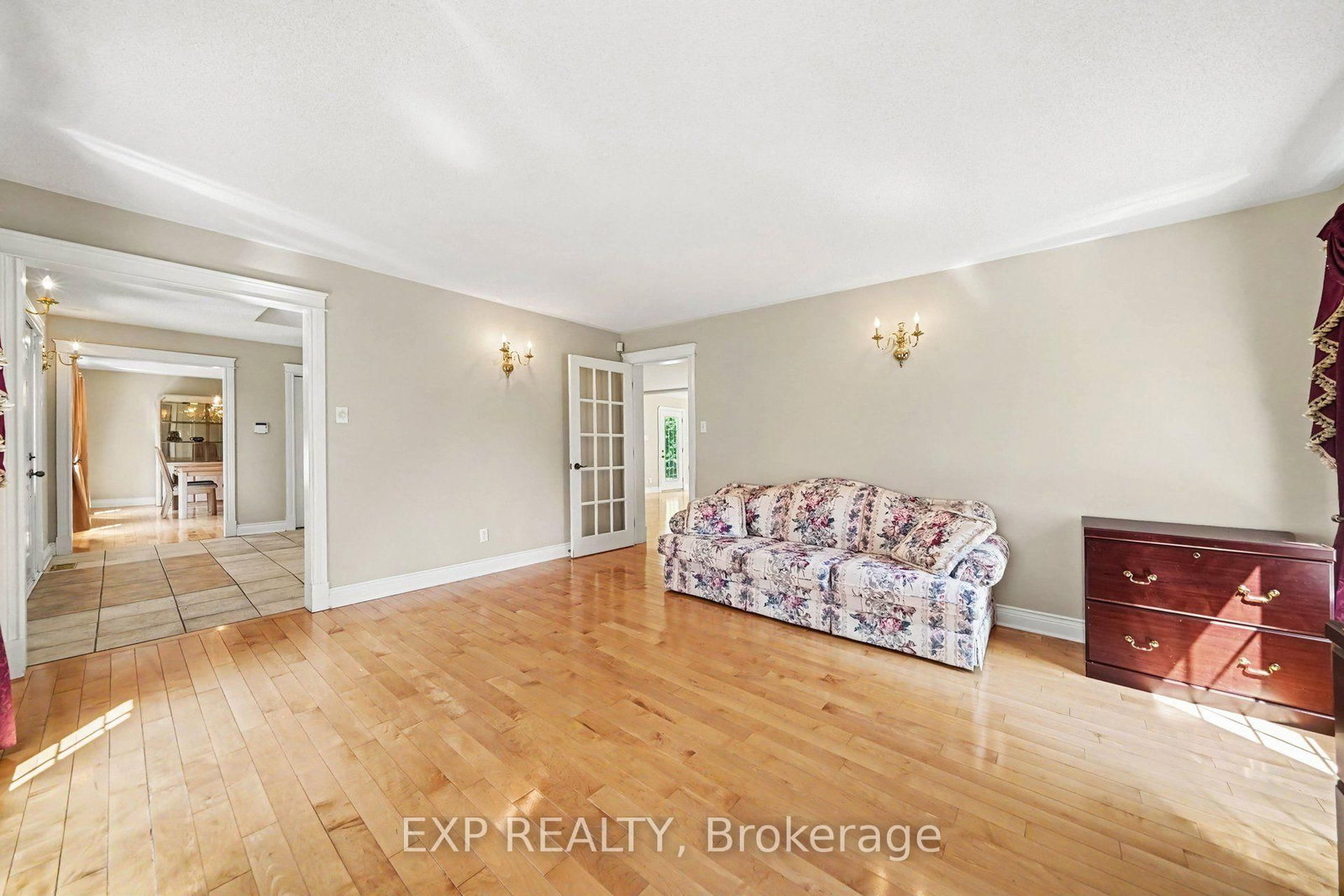 1007 St Pierre Road • Russell, ON photo 14