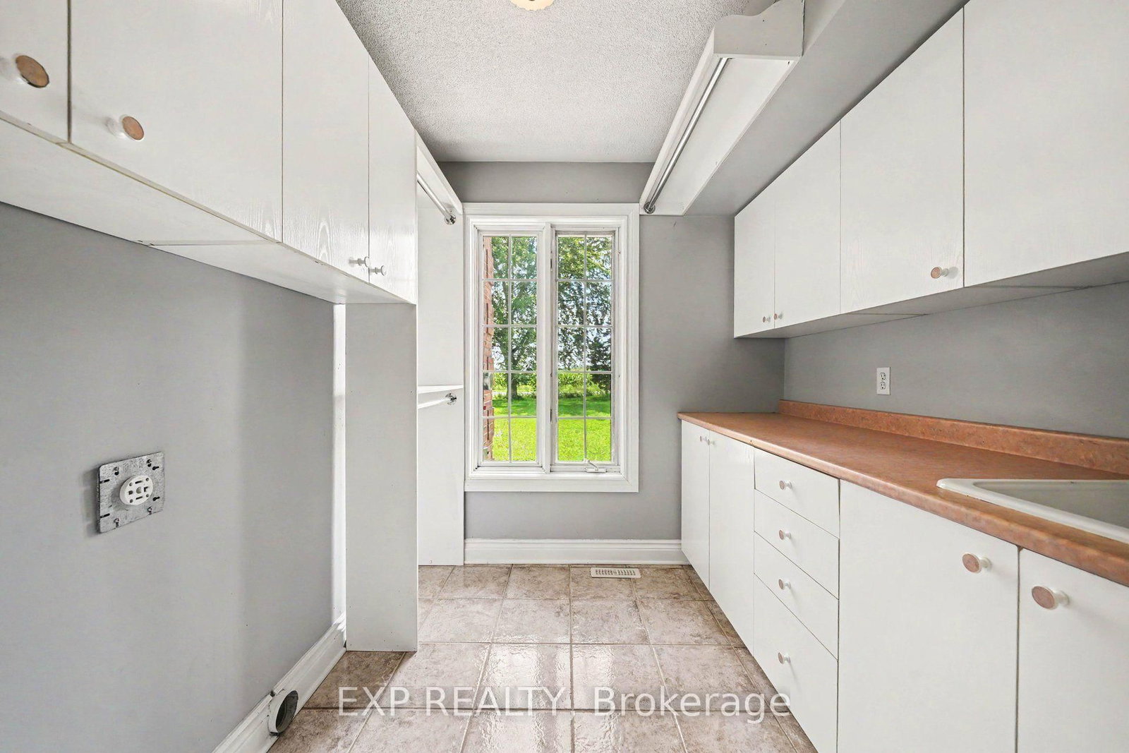 1007 St Pierre Road • Russell, ON photo 23
