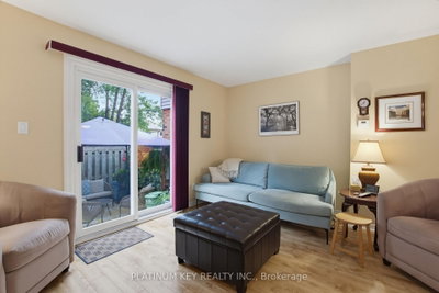 1328 Commissioners Road W • #62 • London South, ON photo 9