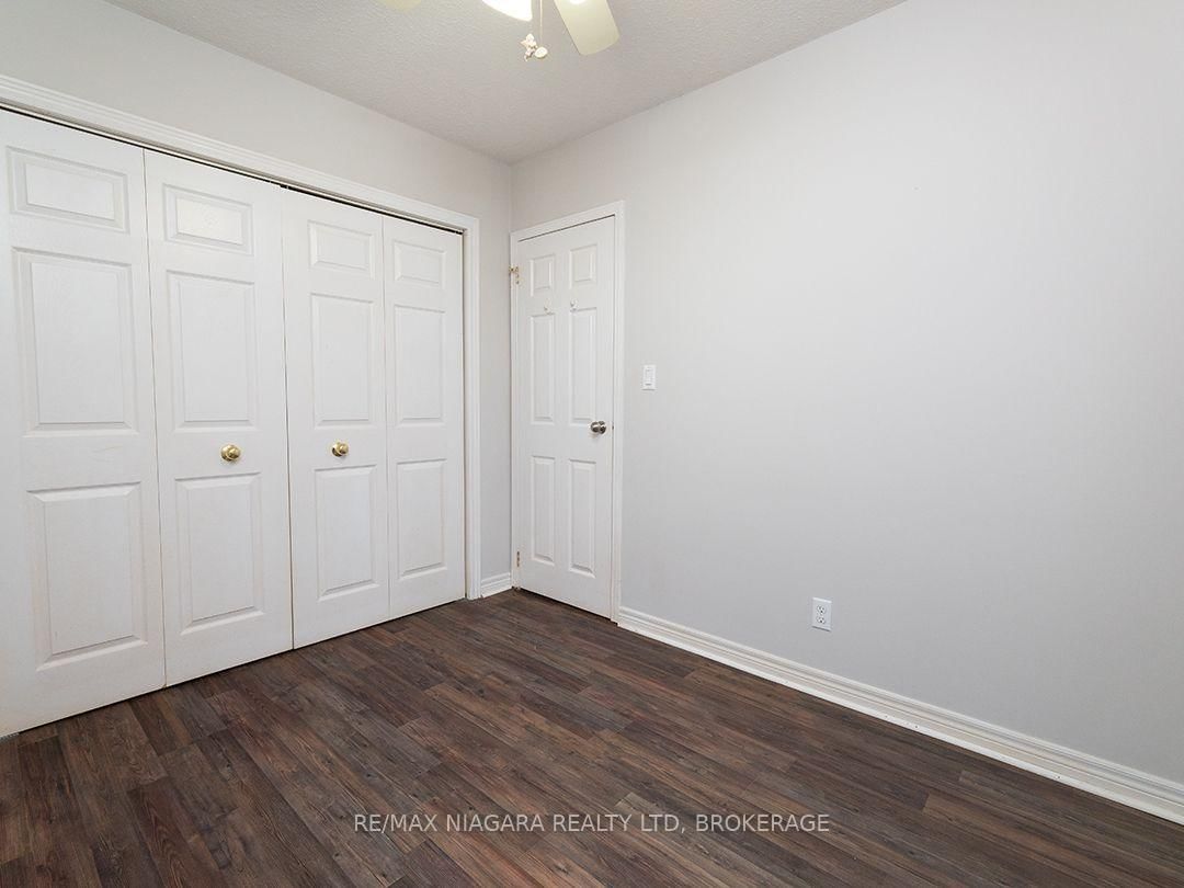 406 Dieppe Street • Welland, ON photo 10